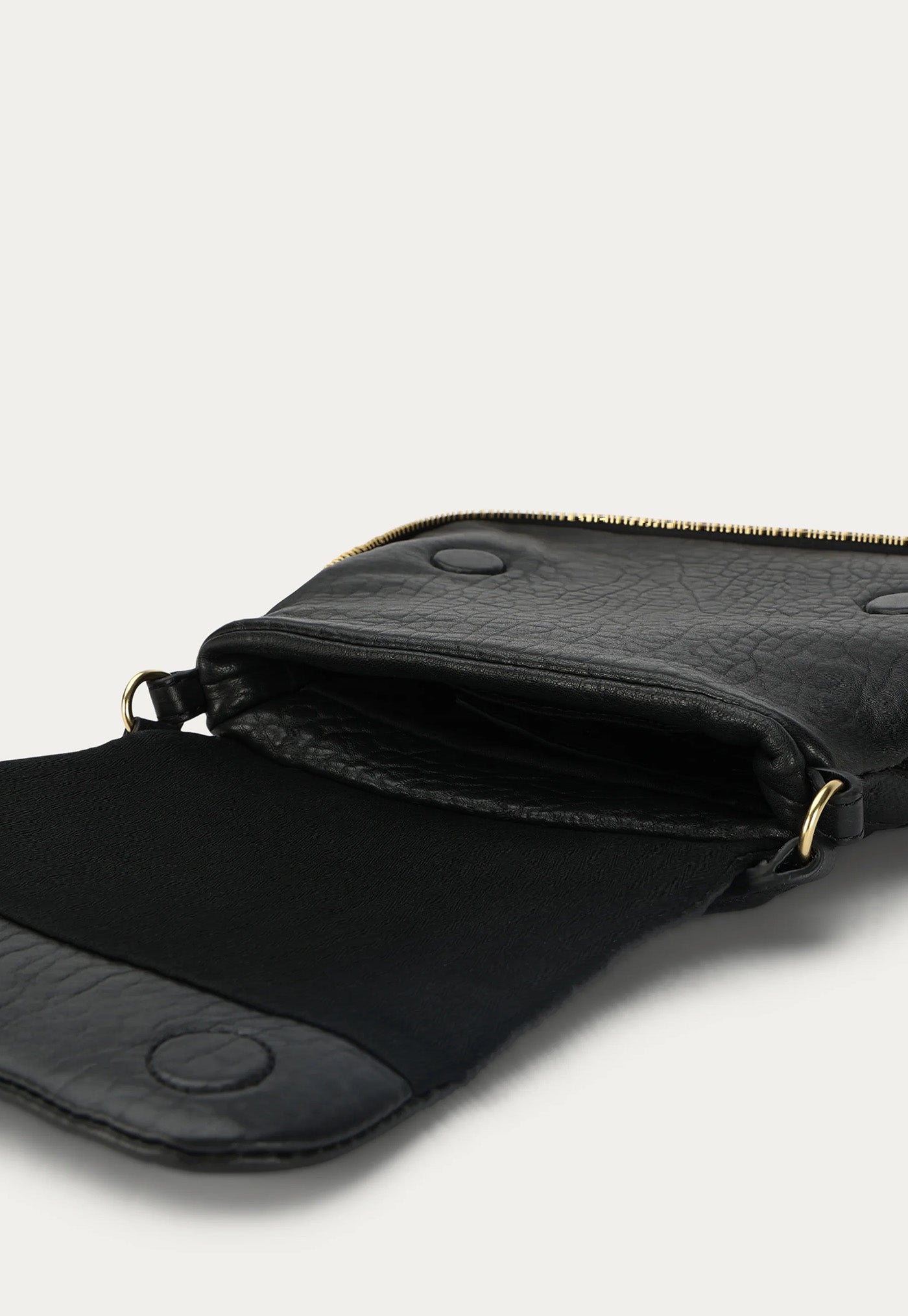 Mr Caiman Mini - Black Bulle sold by Angel Divine