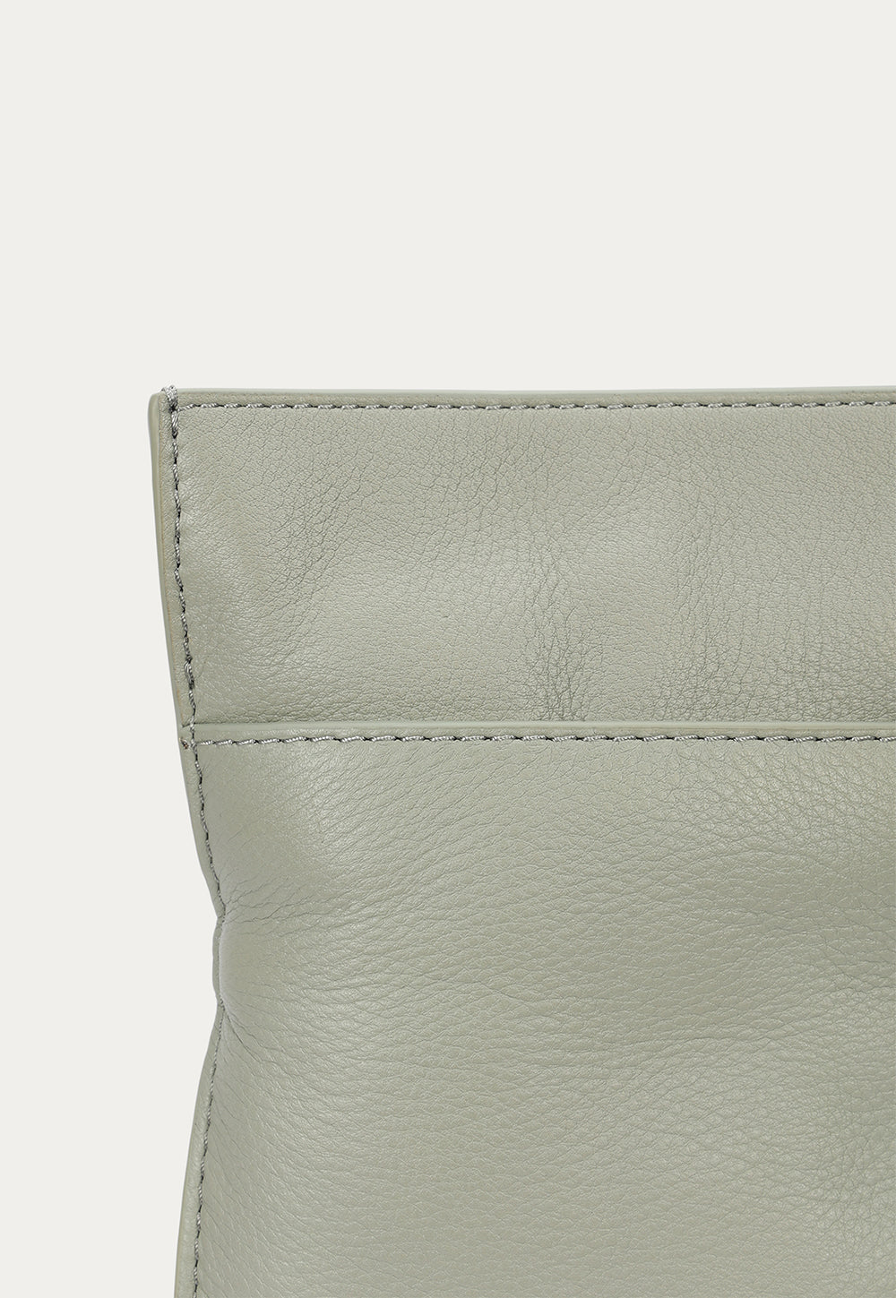 Mr Penny Pouchette - Kina