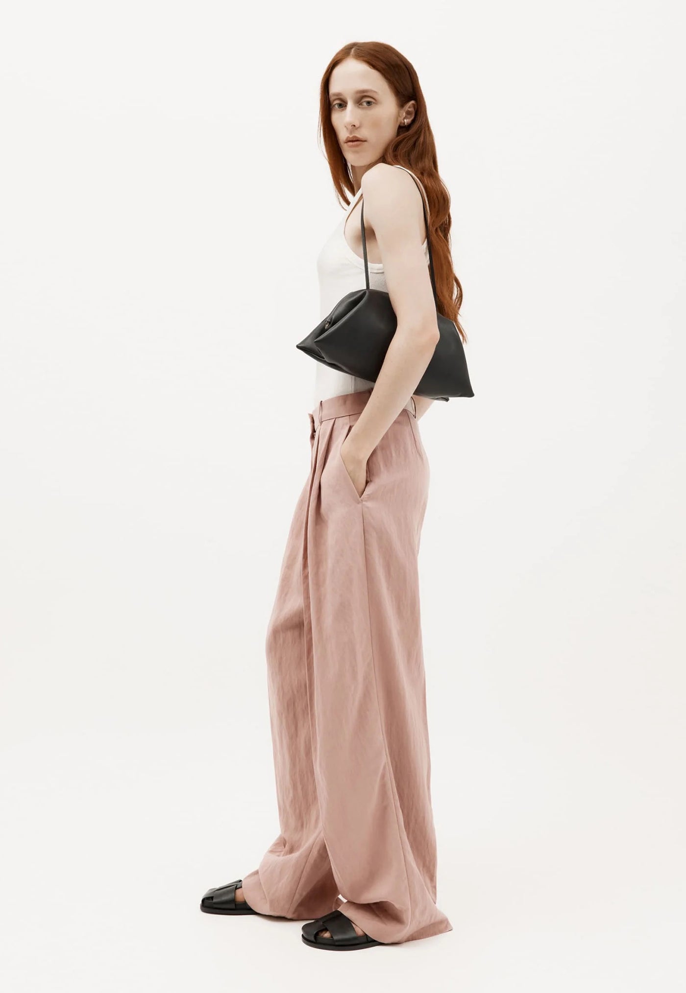 Vault Clutch - Black