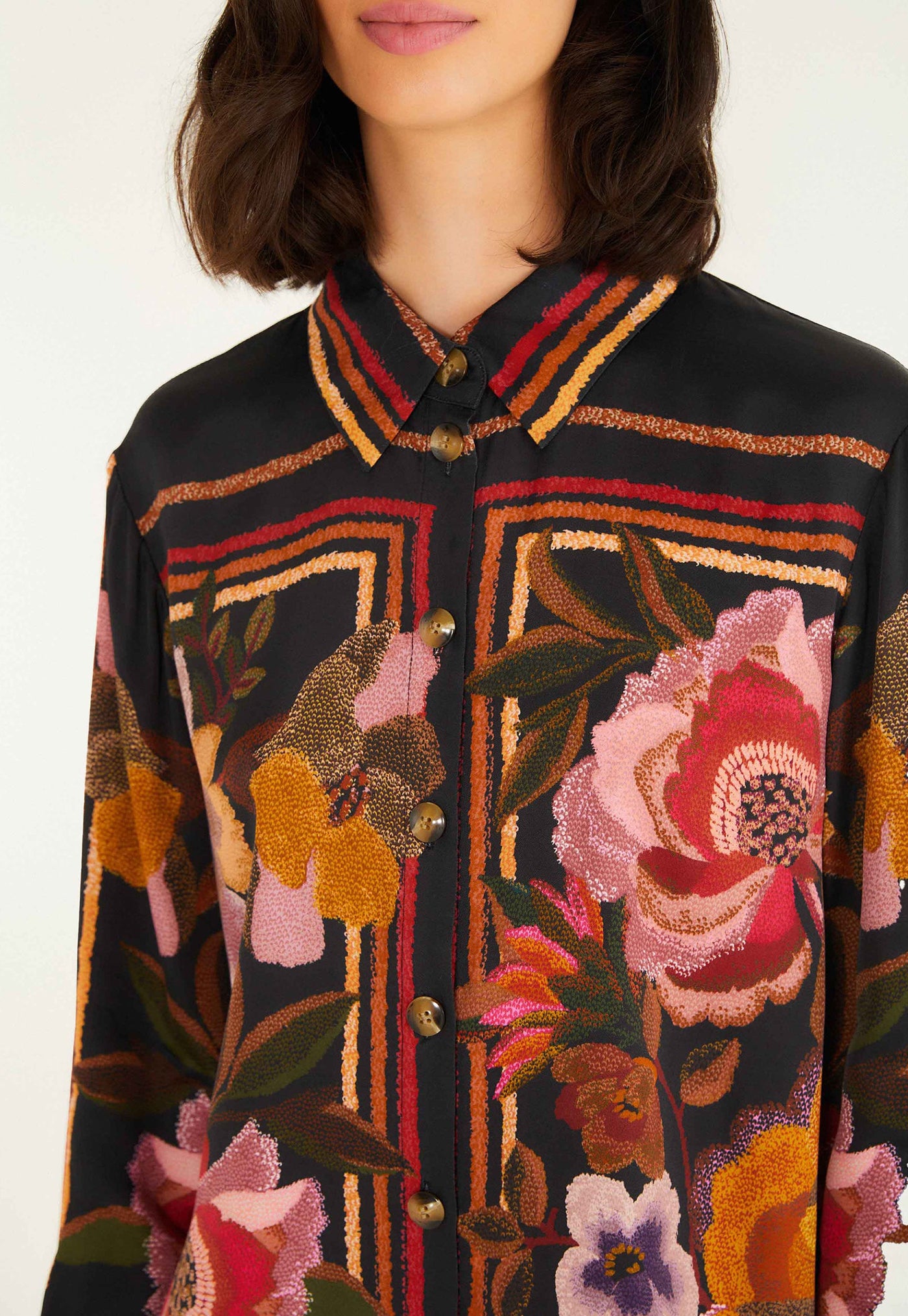 Chenille Flower Shirt - Black