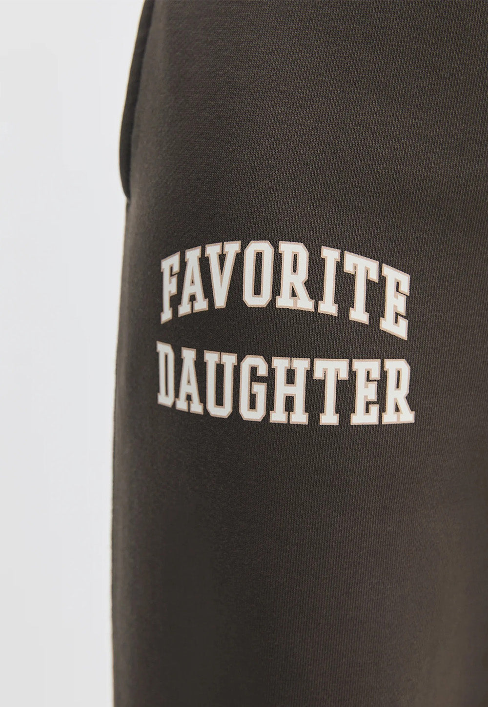 Logo Jogger - Coffee/Gardenia