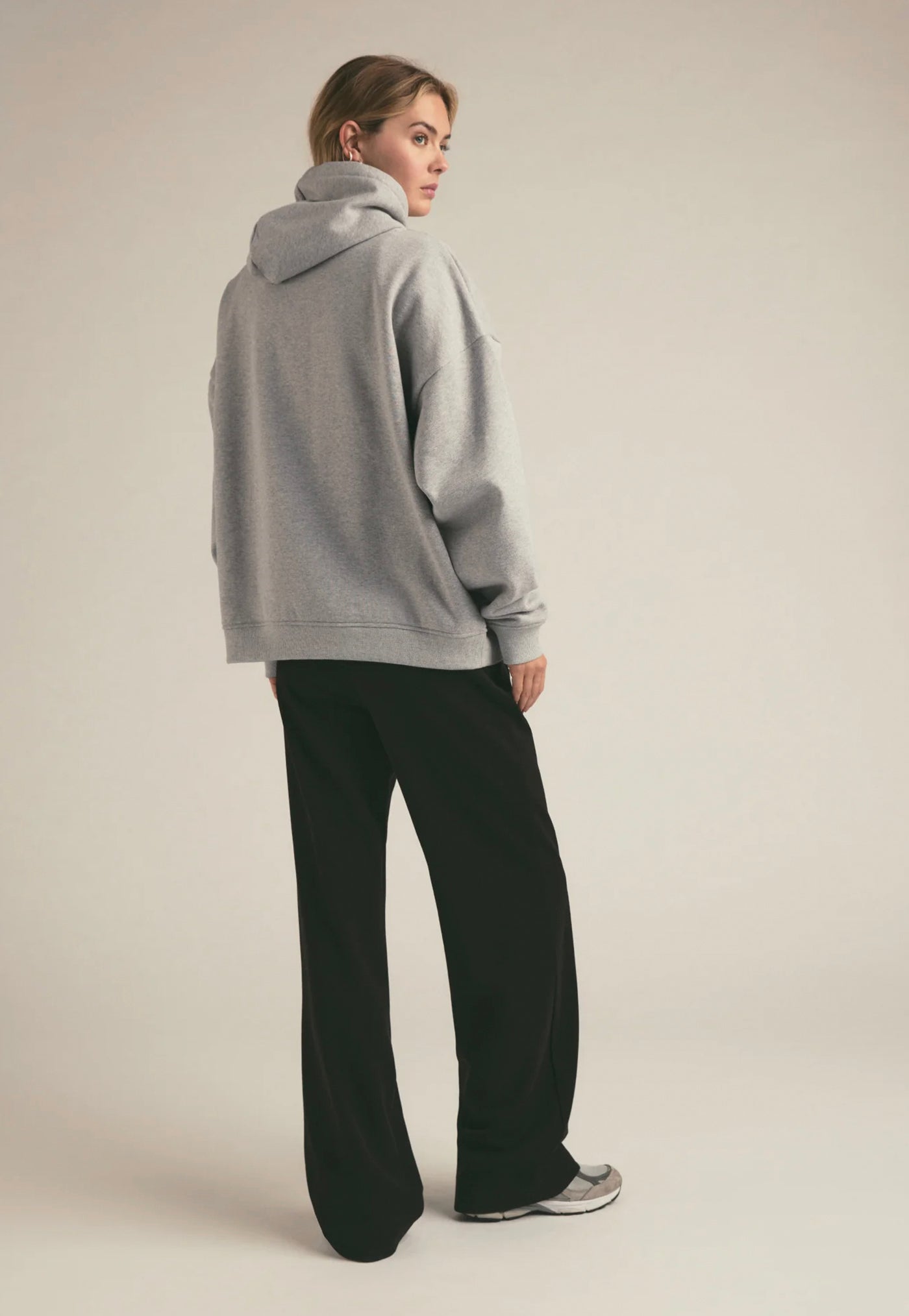 Collegiate Hoodie - Heather Grey