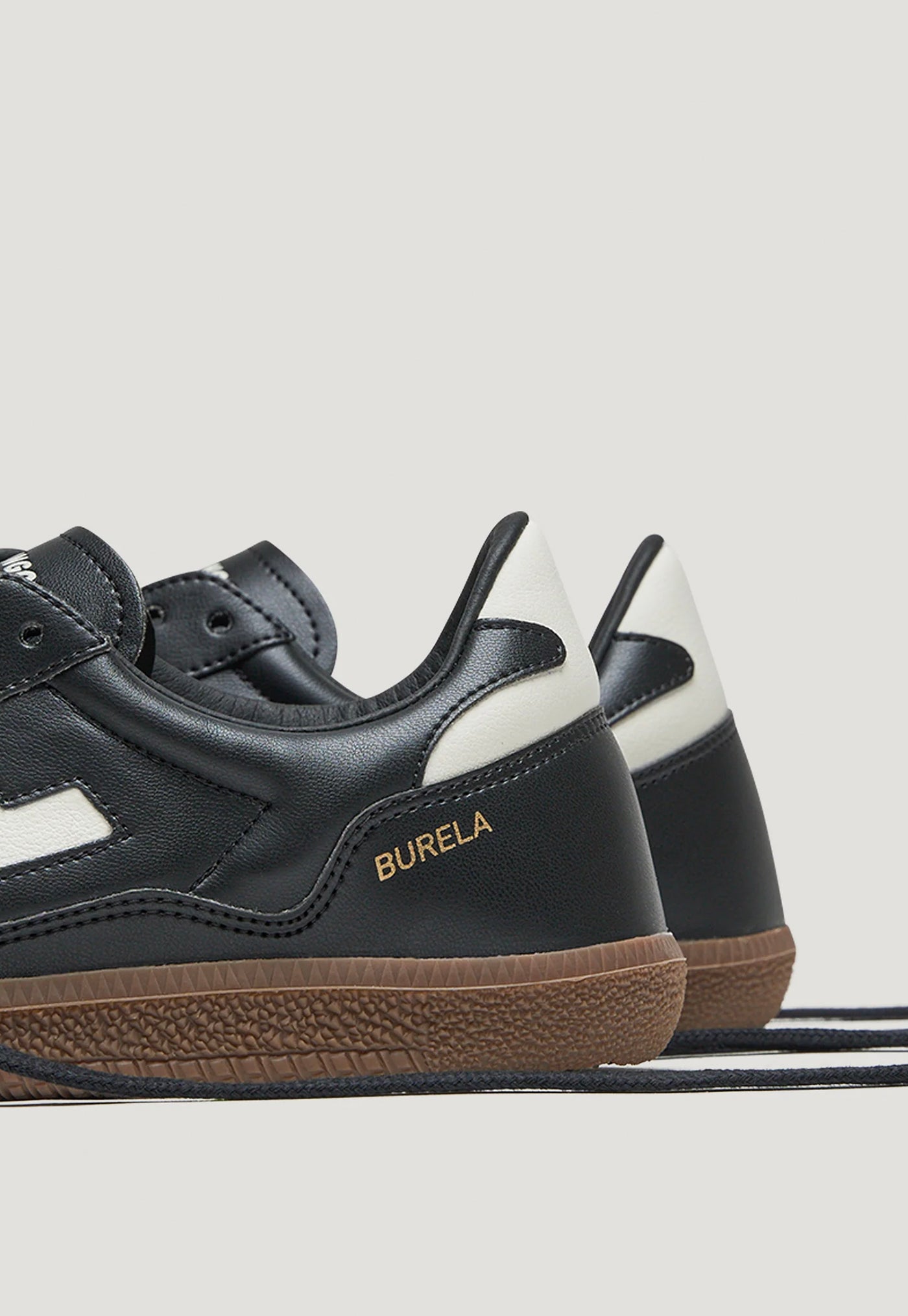 Burela Slim - Black