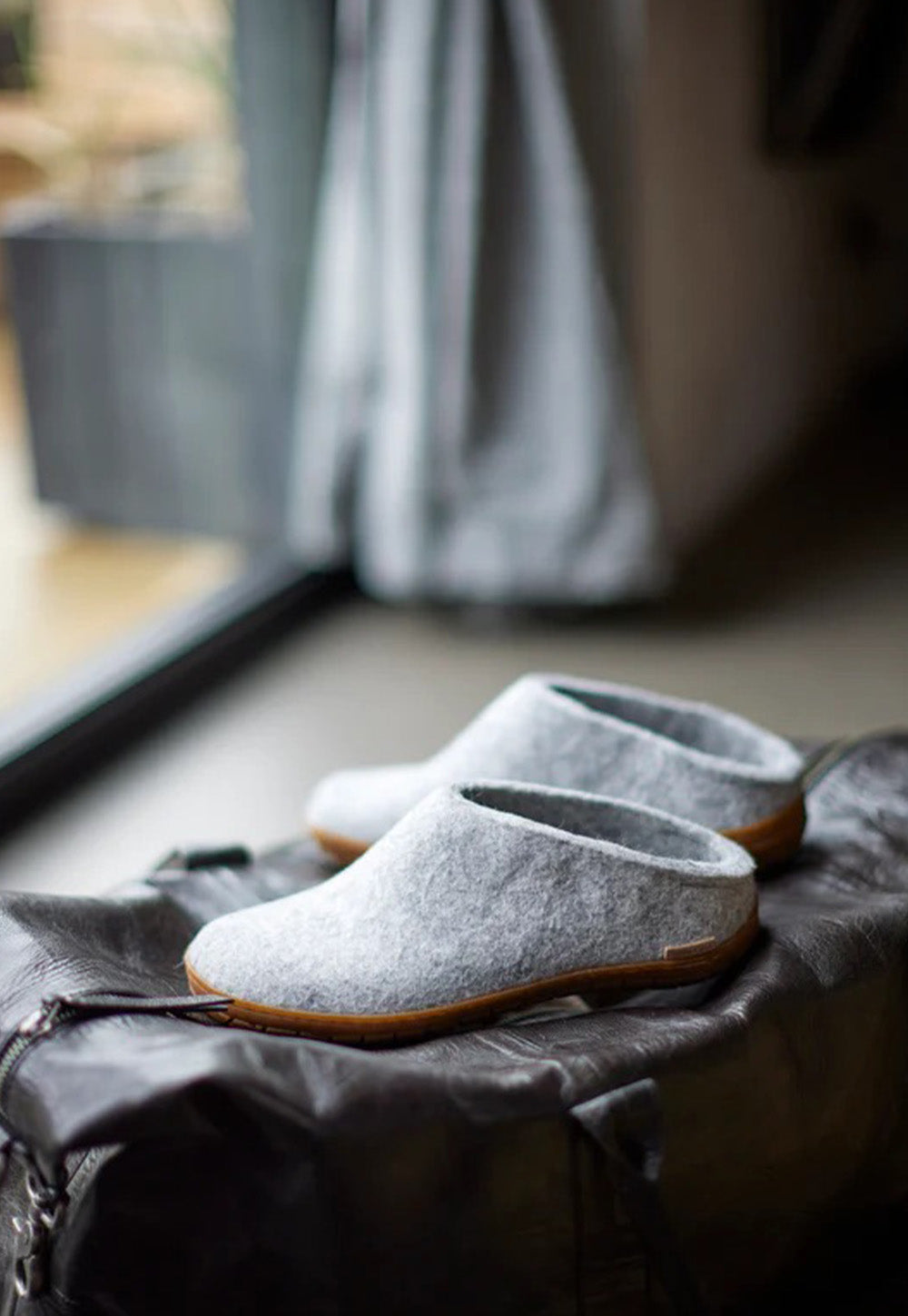 The Honey Rubber Slip On - Grey