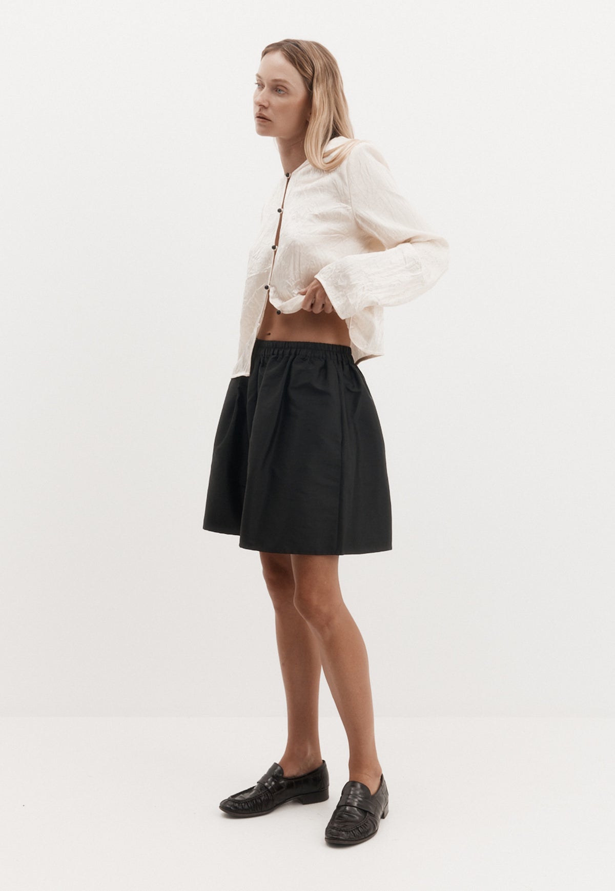 Voluminous Short - Black