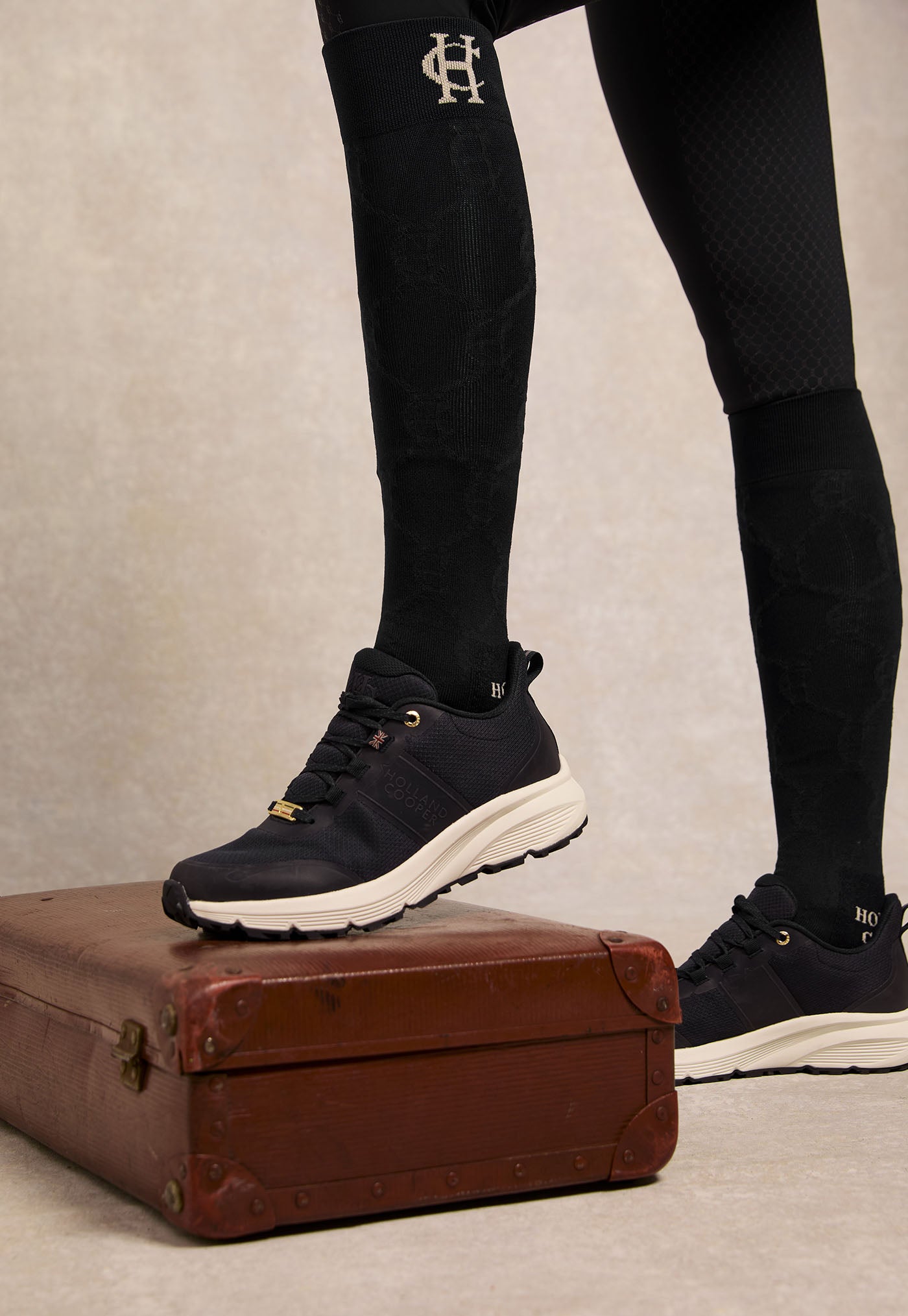 Burghley Waterproof Trainer - Ink Navy
