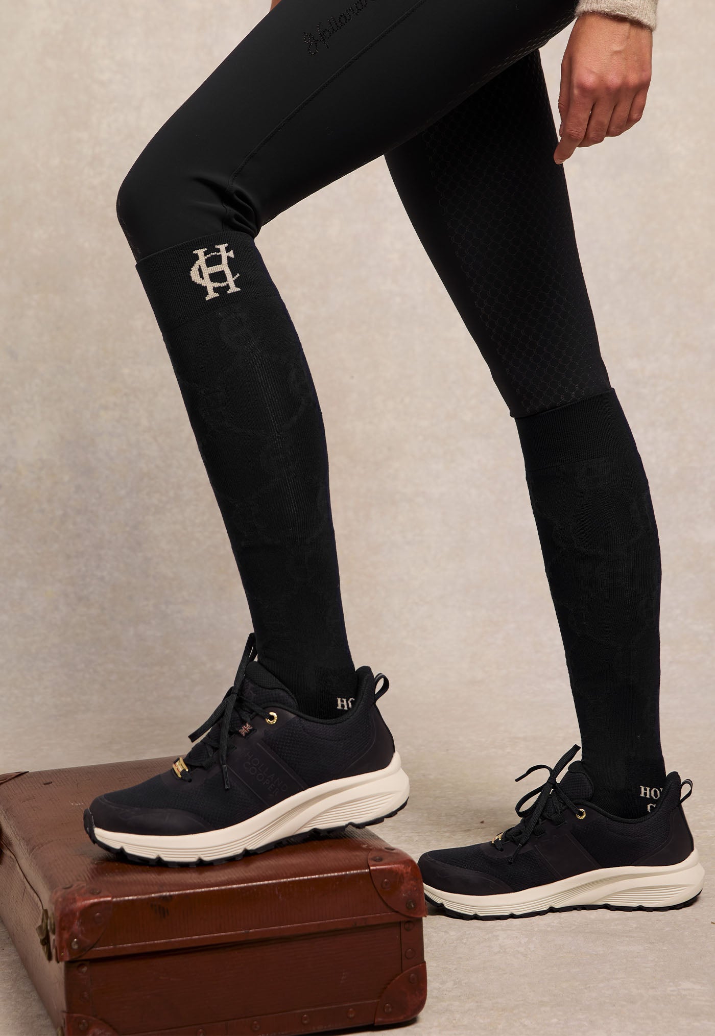 Burghley Waterproof Trainer - Black