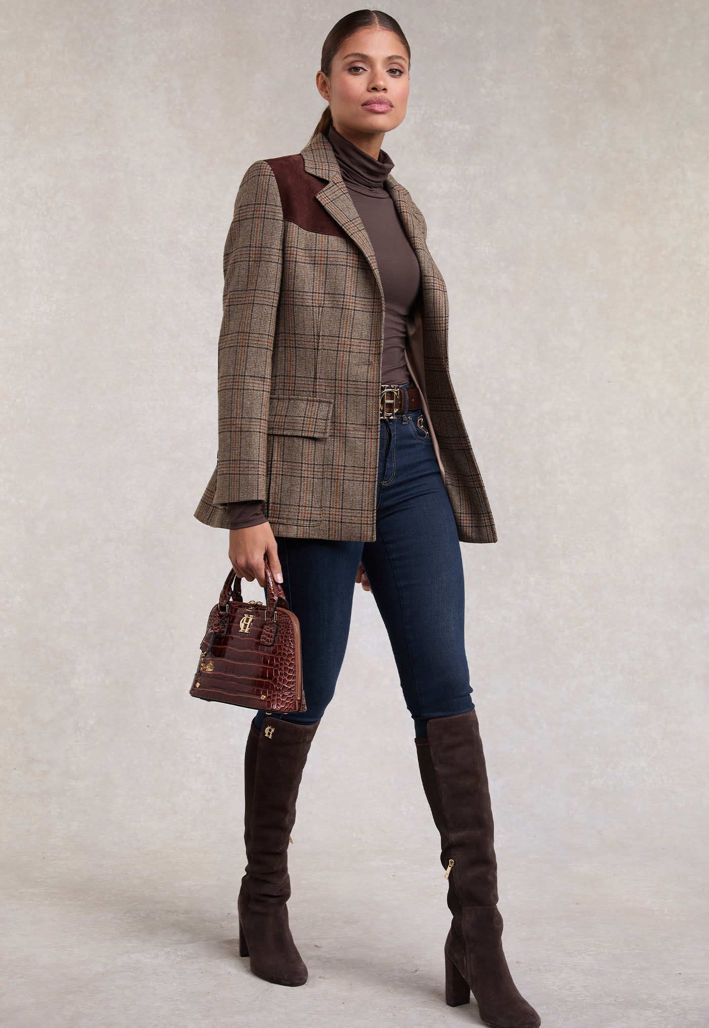 Essential Roll Neck - Coffee