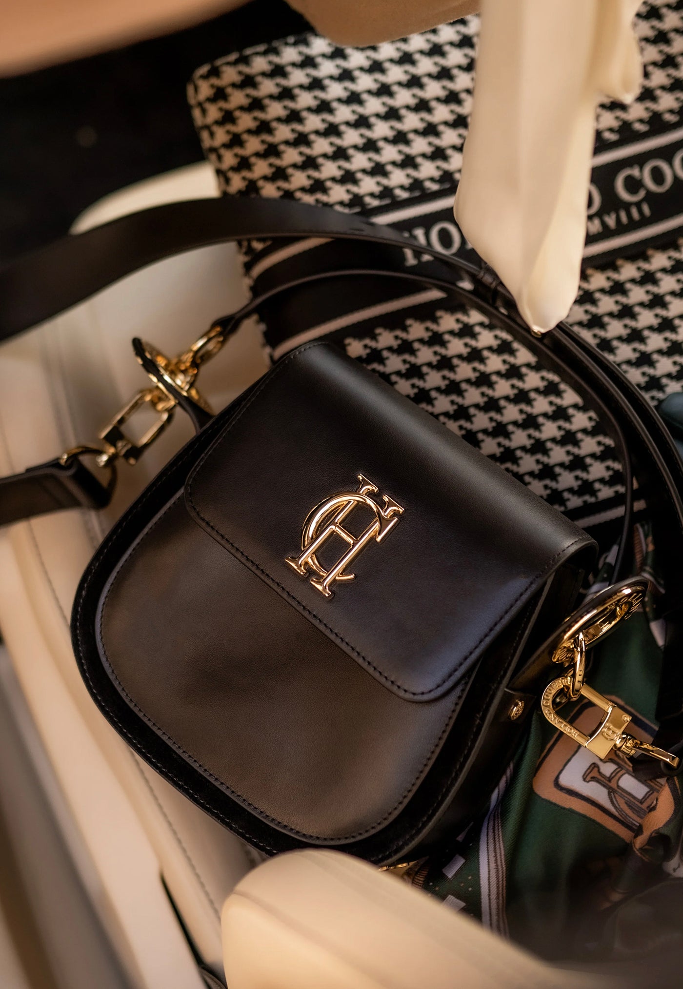 Chelsea Saddle Bag - Soft Black