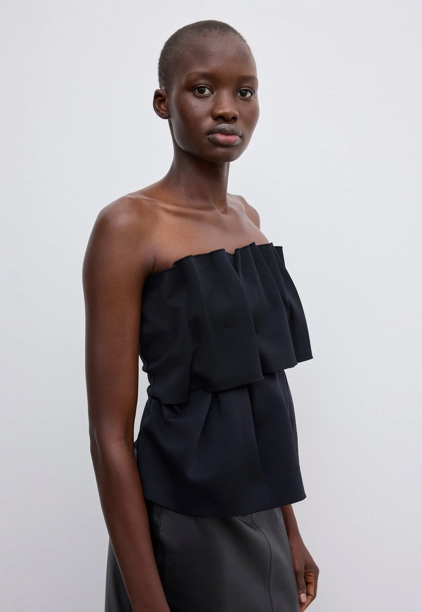 Sculpted Tube Top - Black