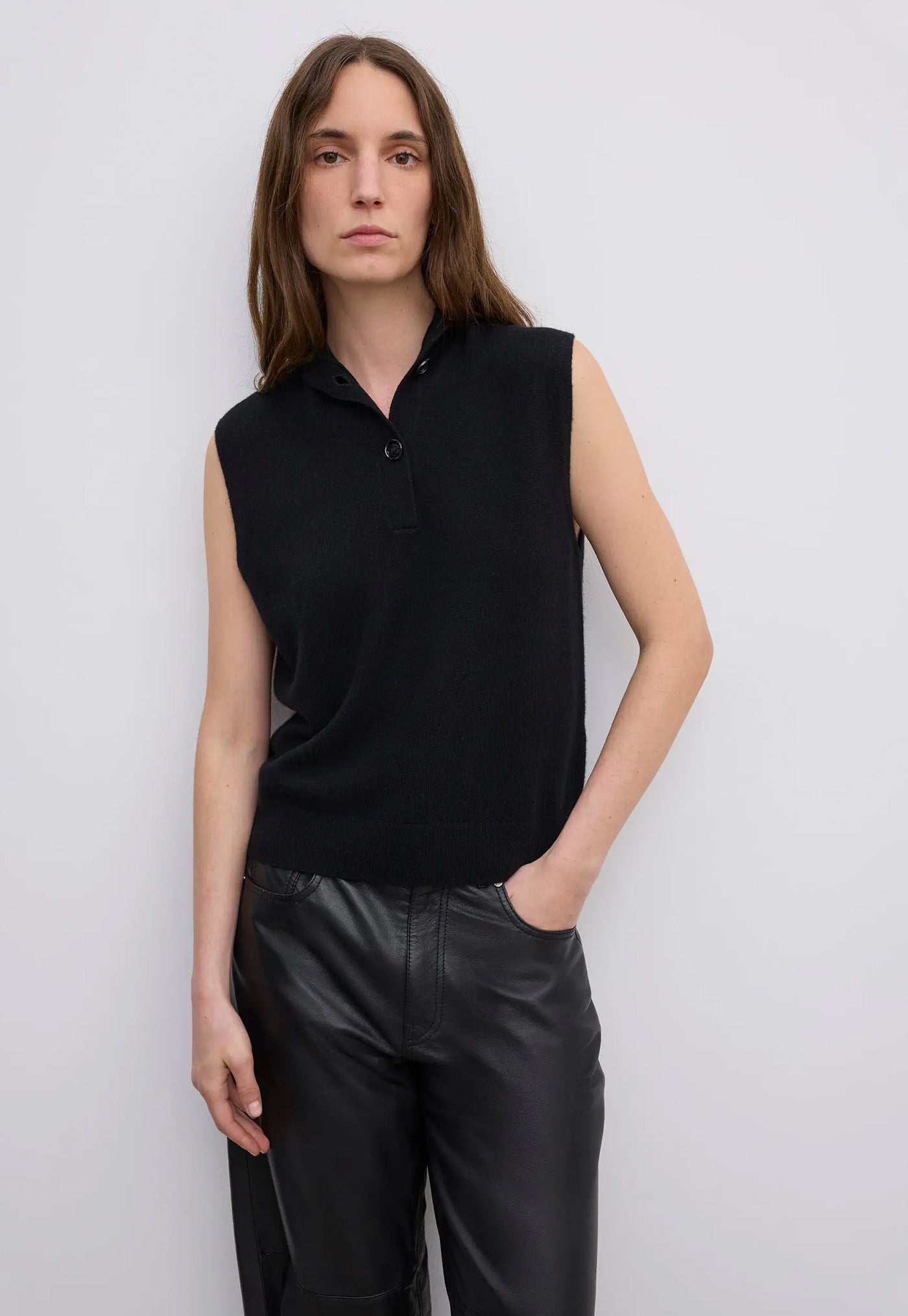 Sleeveless Knit Top - Black