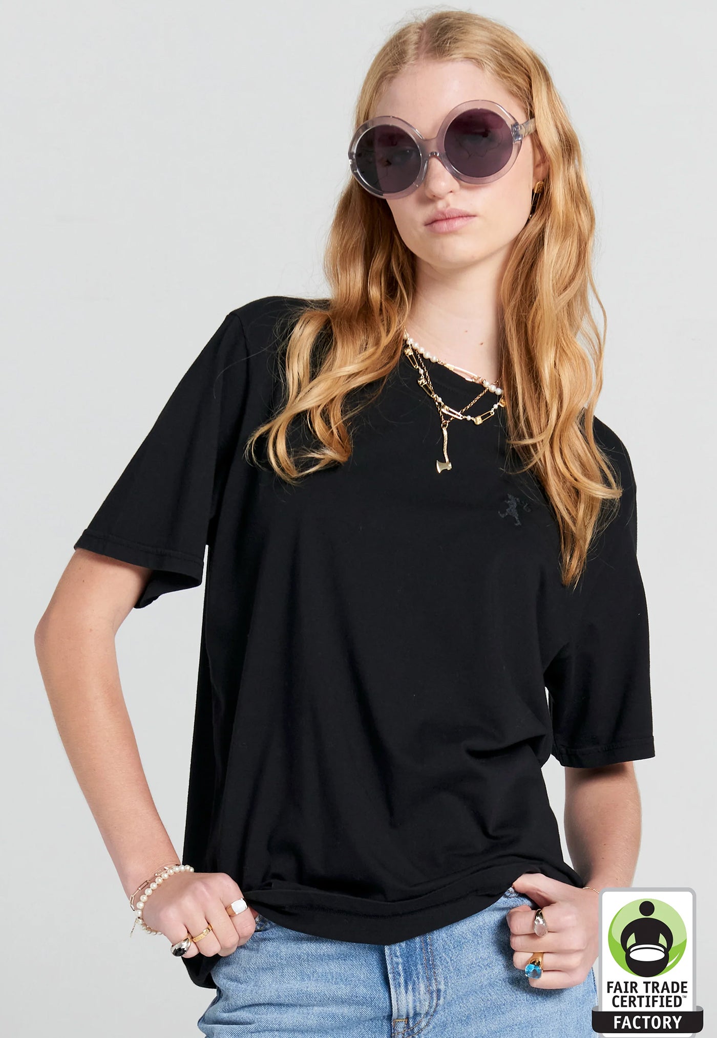 Embroidered Runaway Girl Classic Organic Cotton T-Shirt - Black