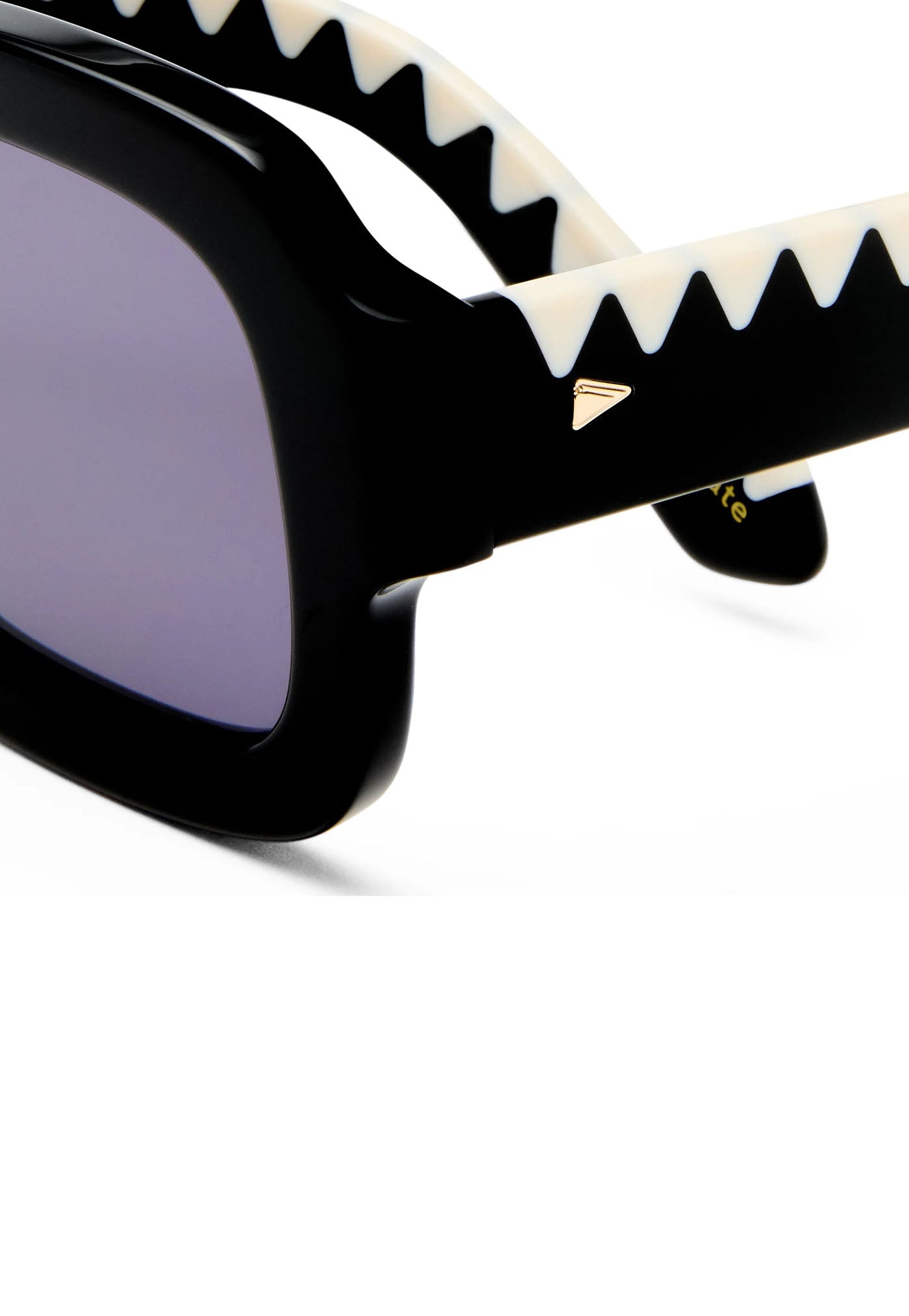 Moonside Sunglasses - Black Zigzag