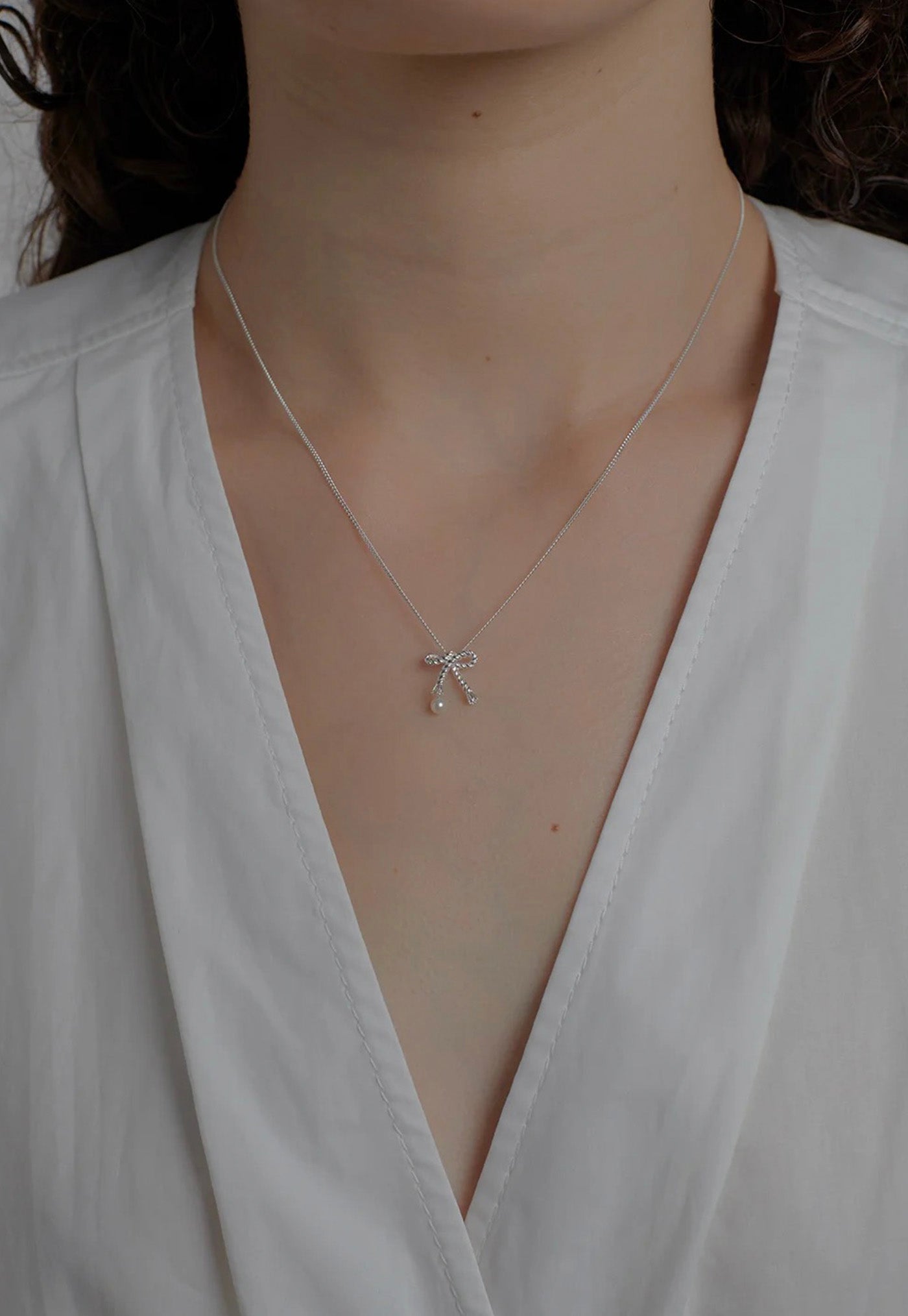To My Mom - Behind All Stories - Love Knot Necklace | PerfPiece