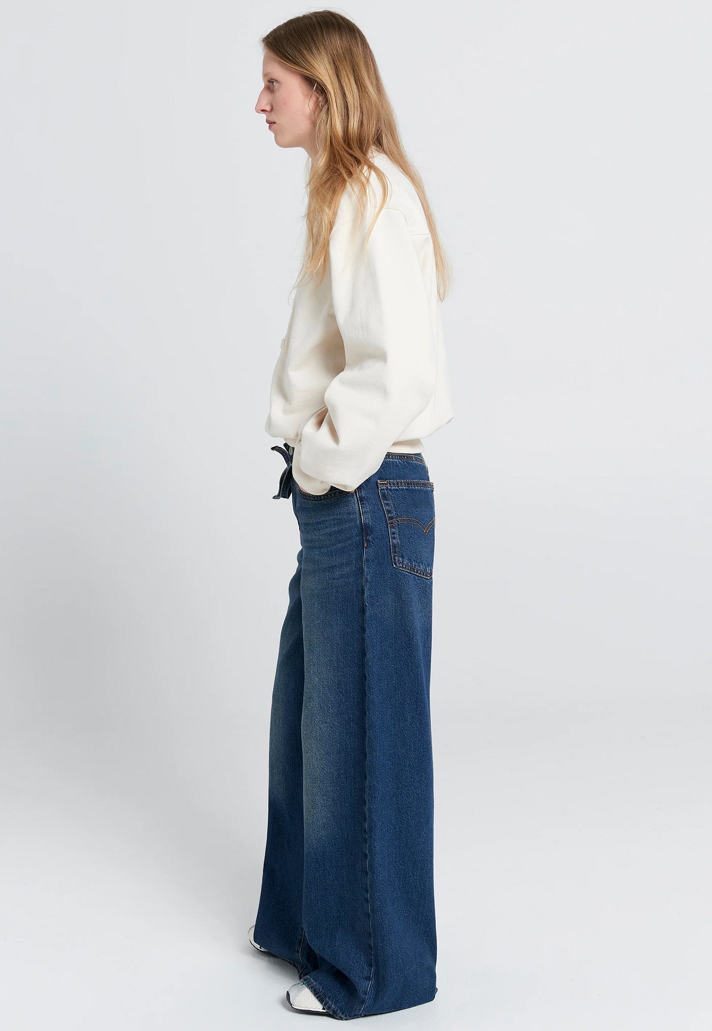 Walker Crewneck Sweatshirt - Ecru