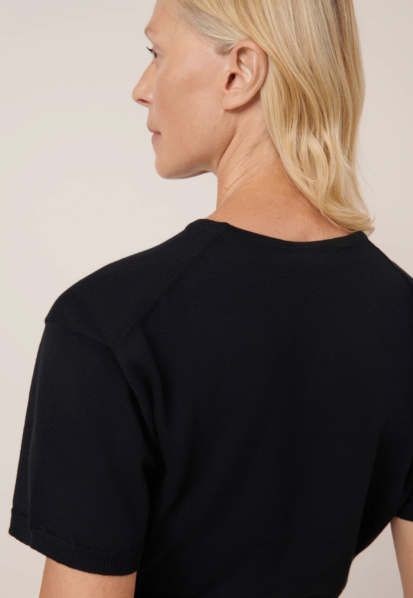 Silhouette Top - Black