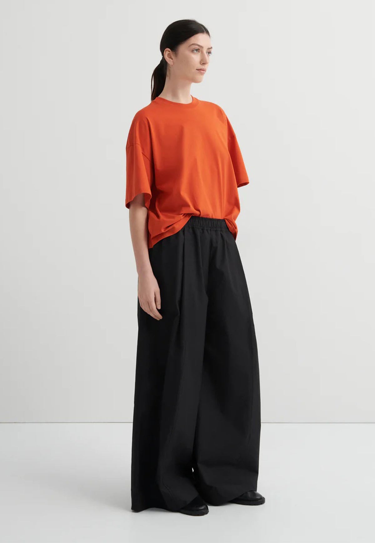 Surround Pant - Black