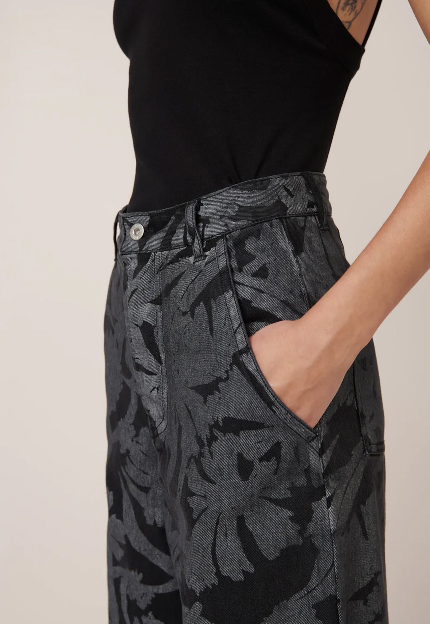 Utility Jeans - Etched Denim