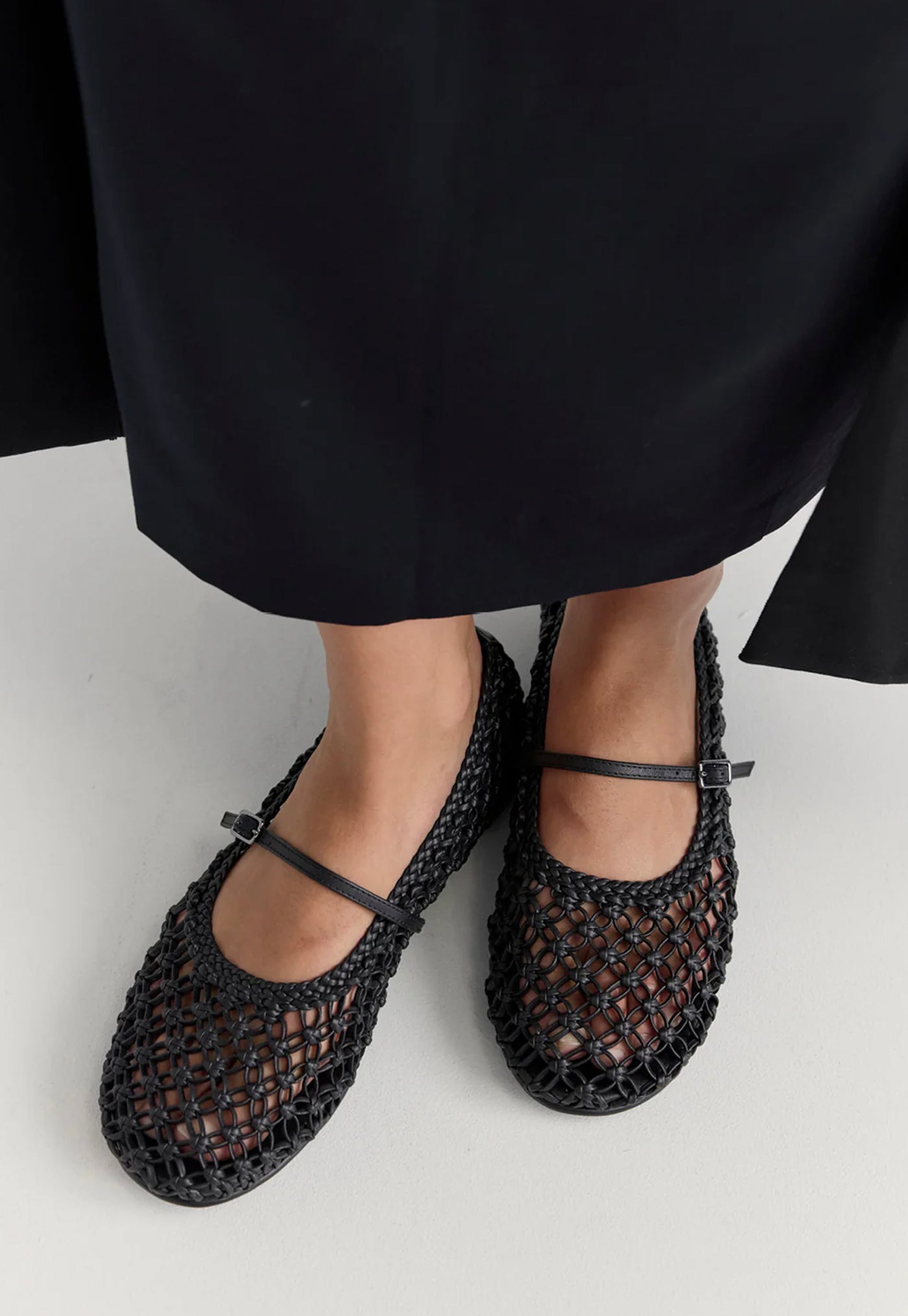 Amia Flat - Black