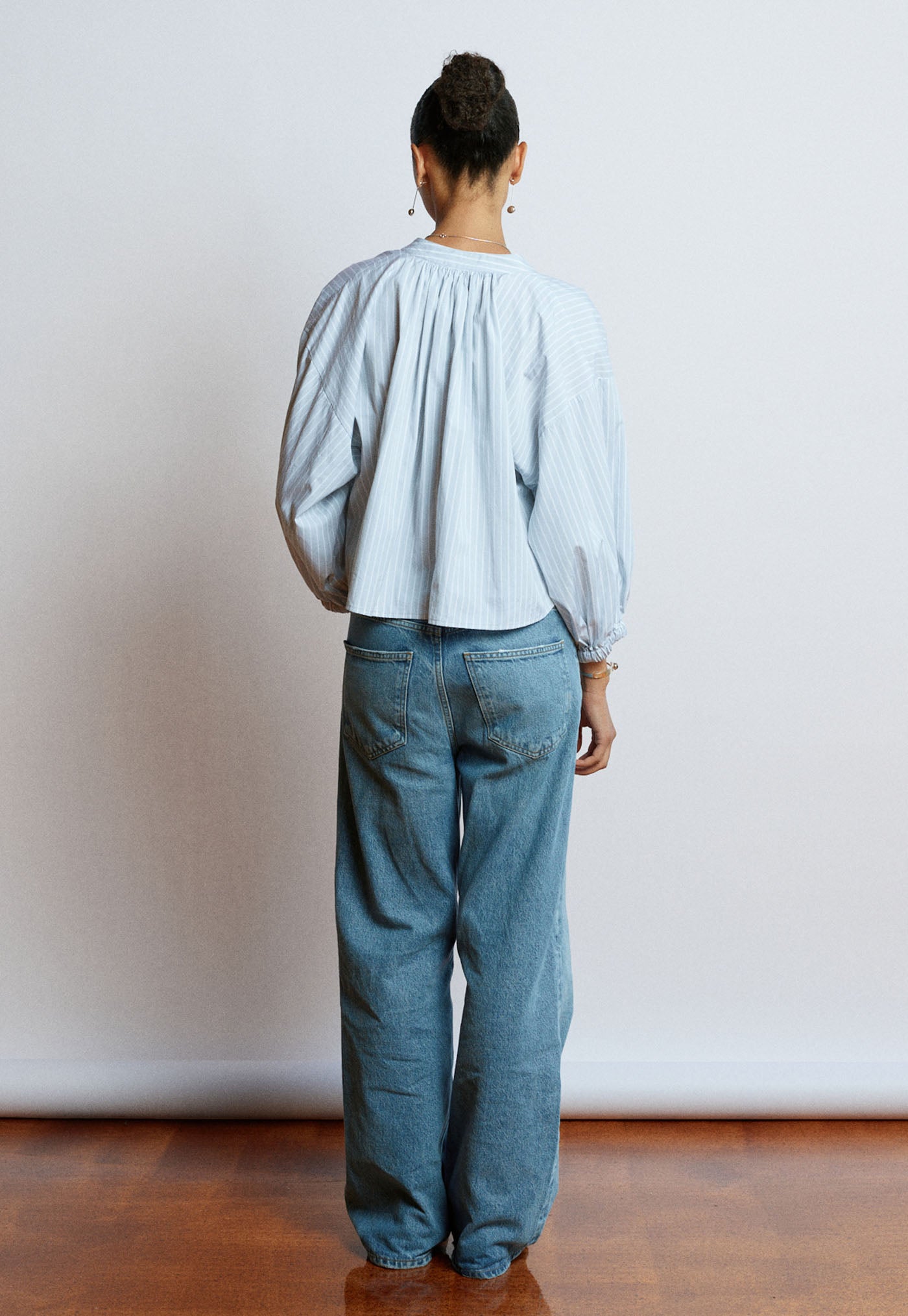 Everyday Crop - Cloud Grey Cotton Stripe