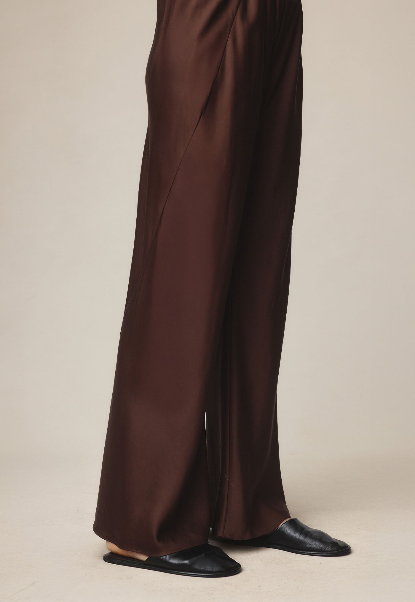 Alicia Pant - Chestnut