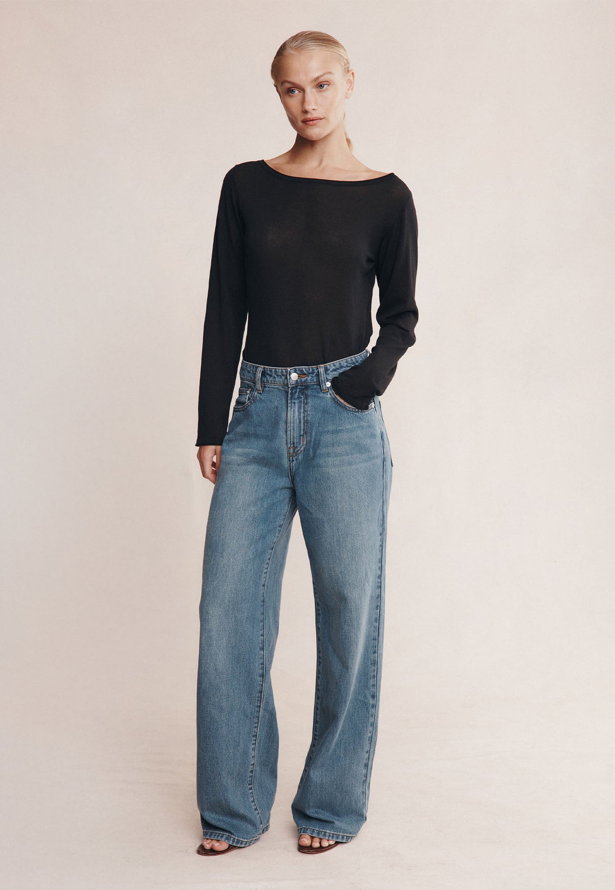 Belted Wide Leg Jean - Light Wash 01