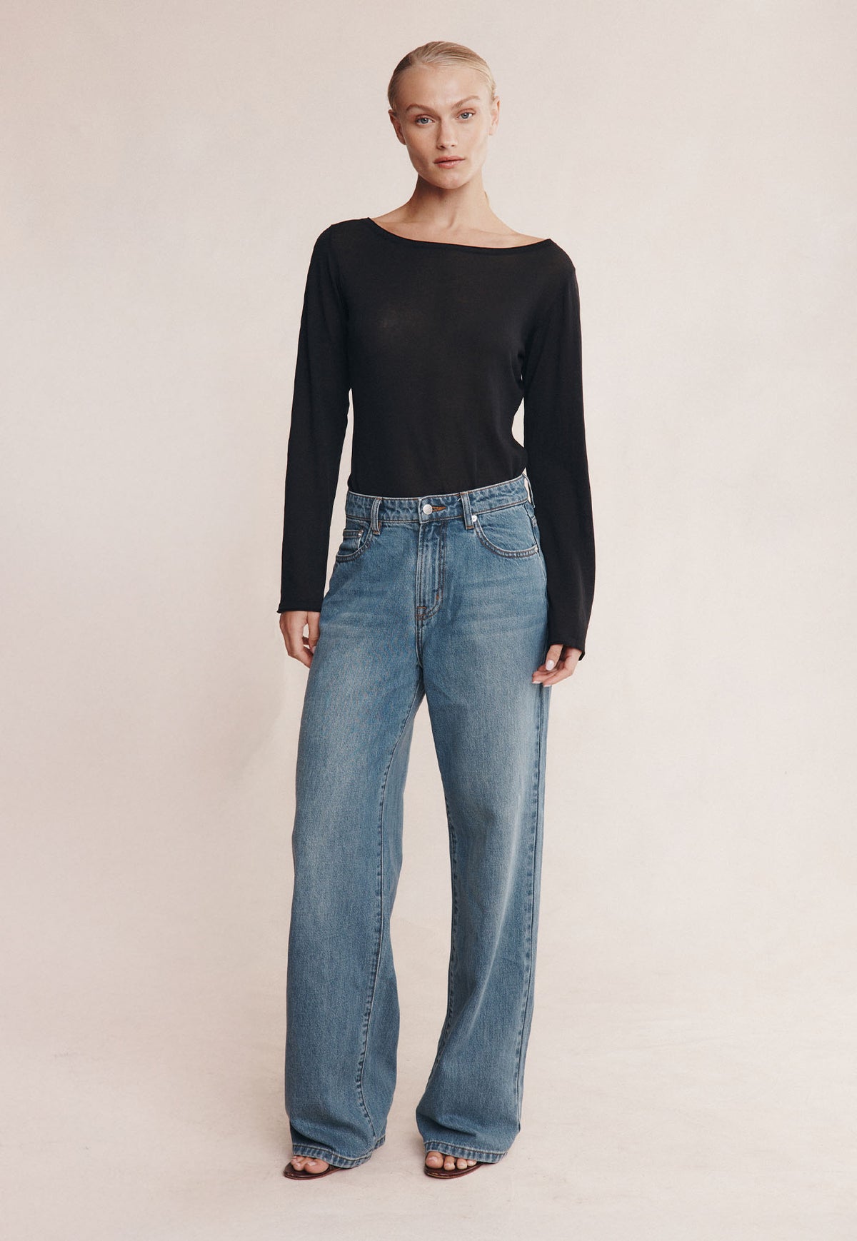 Belted Wide Leg Jean - Light Wash 01