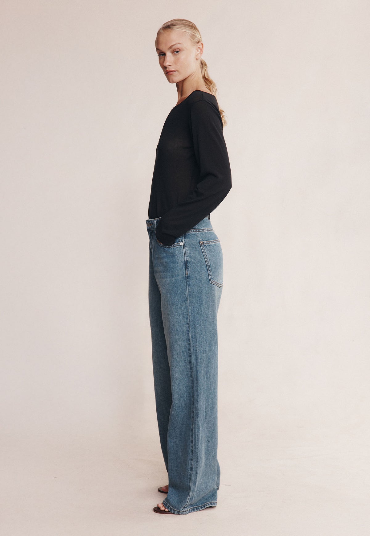 Belted Wide Leg Jean - Light Wash 01