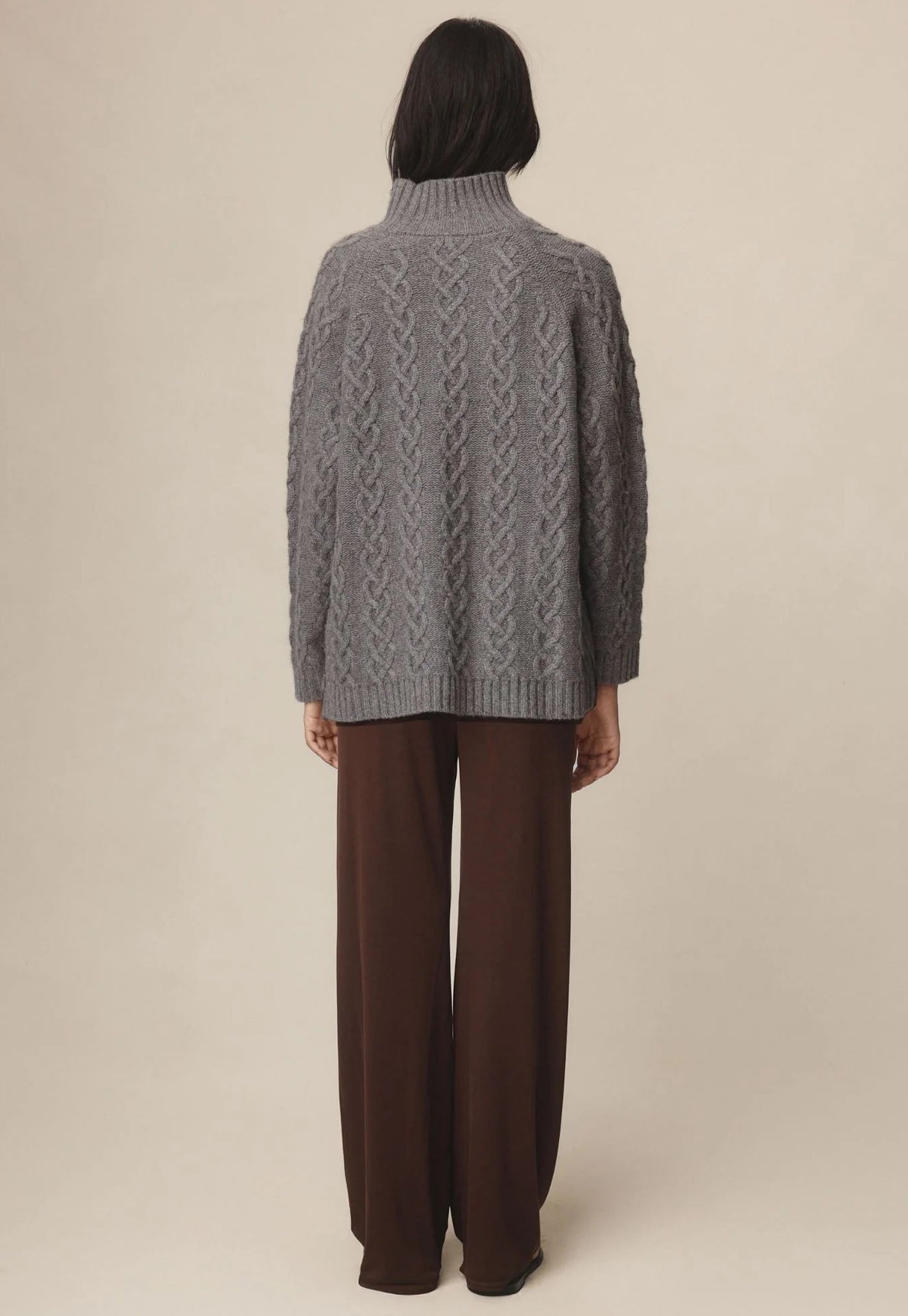 Dali Jumper - Pinecone