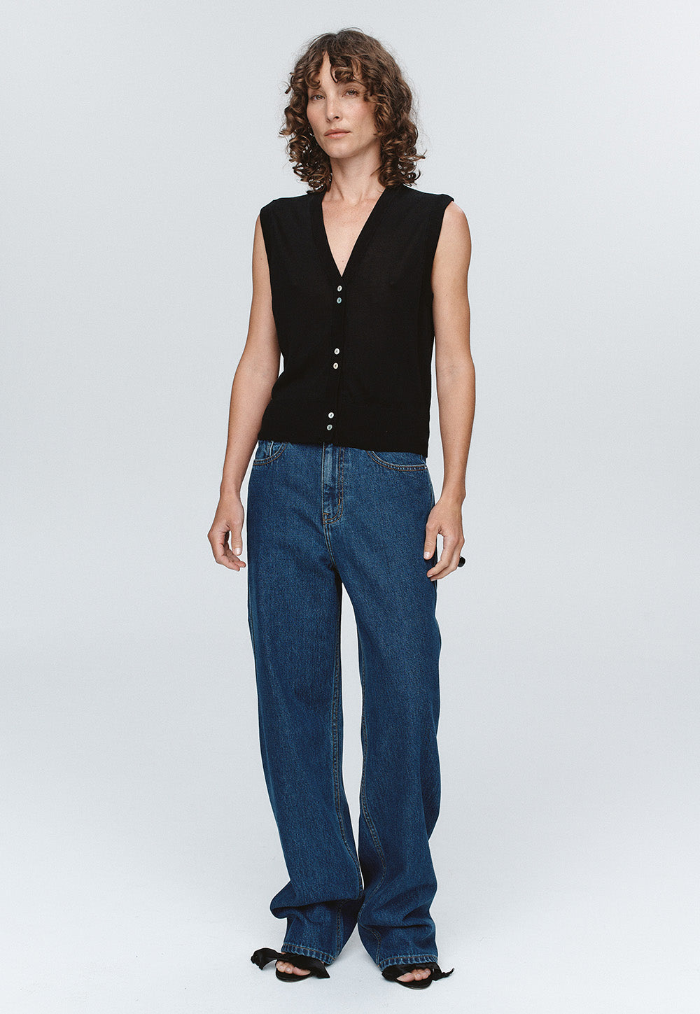 Foundations Vest - Black