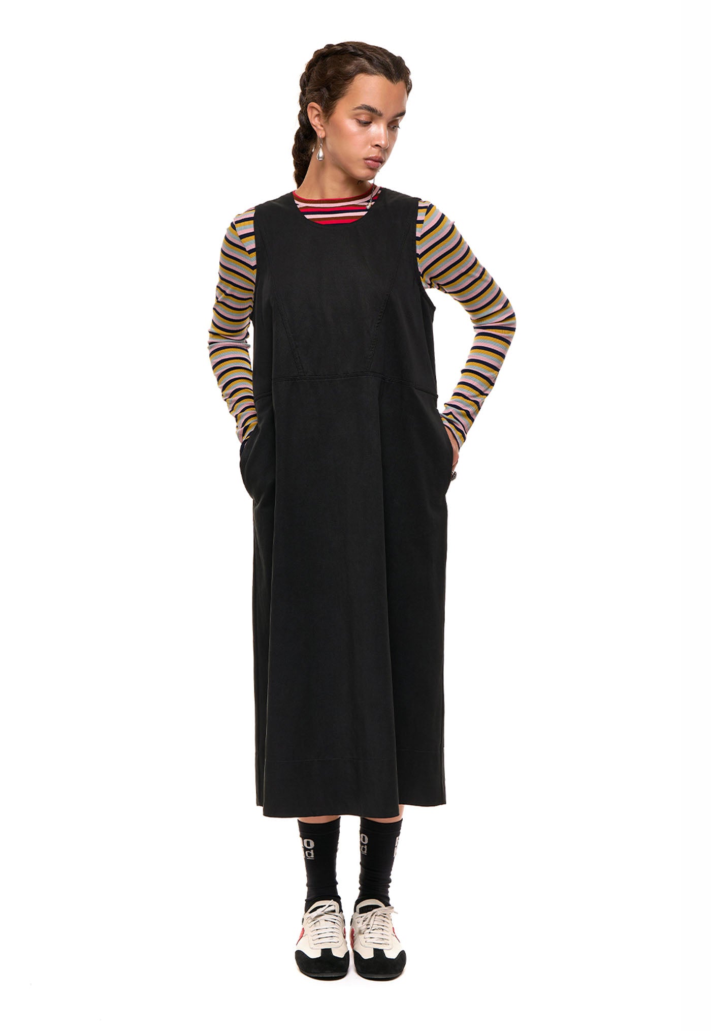 League Pinny - Black