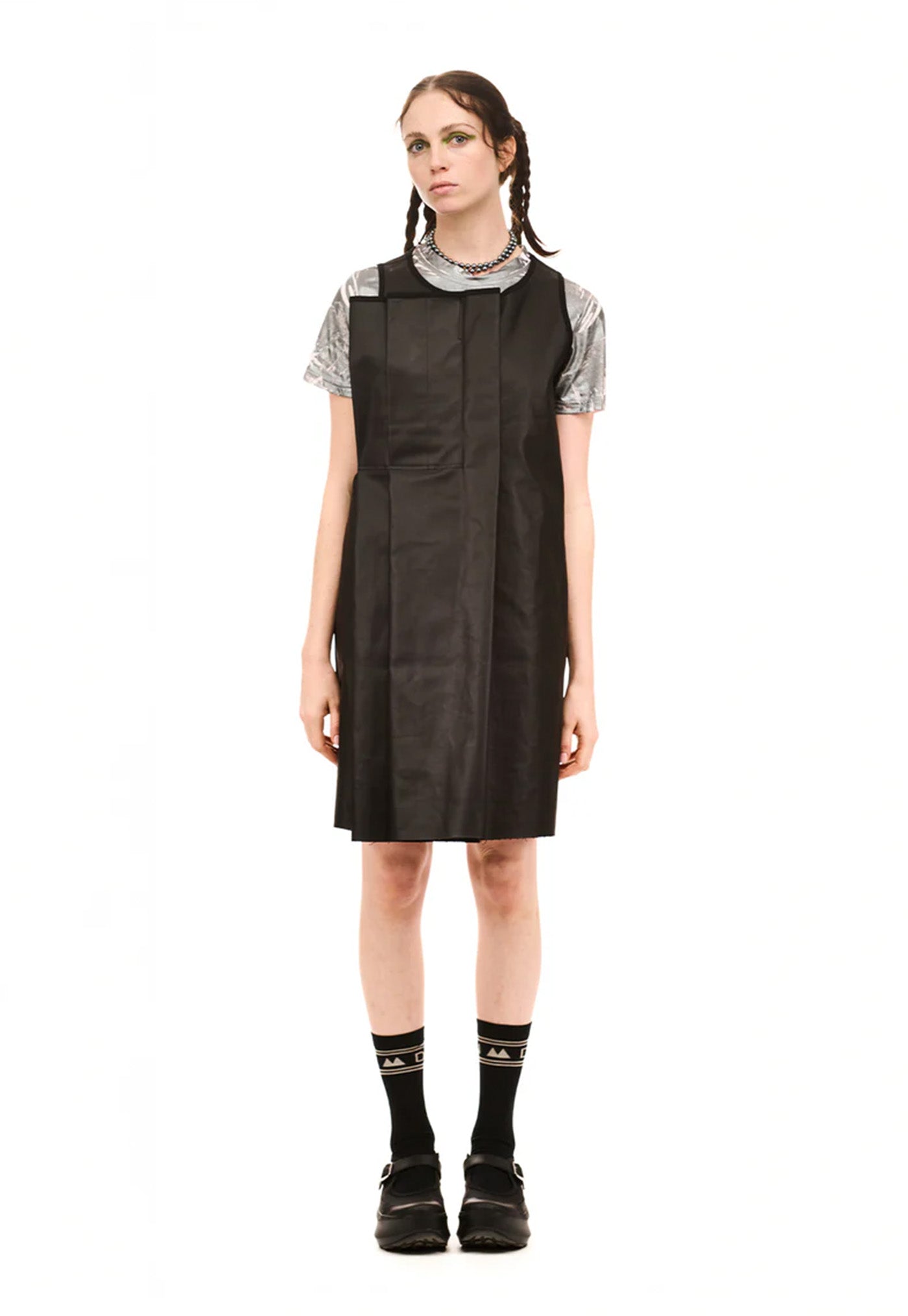 Pages Pinny - Blackish