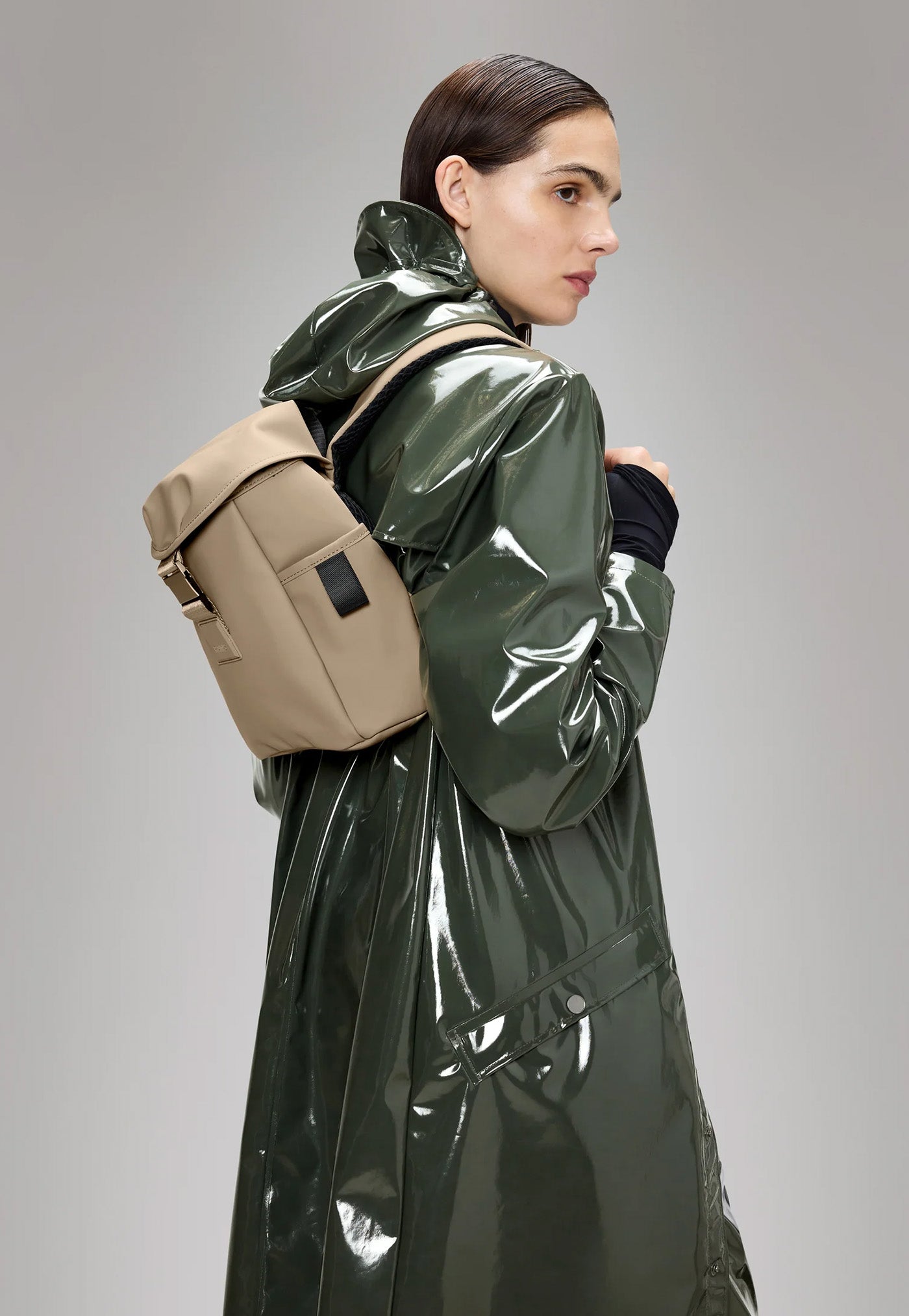 Valera Mini Bucket Backpack - Beige