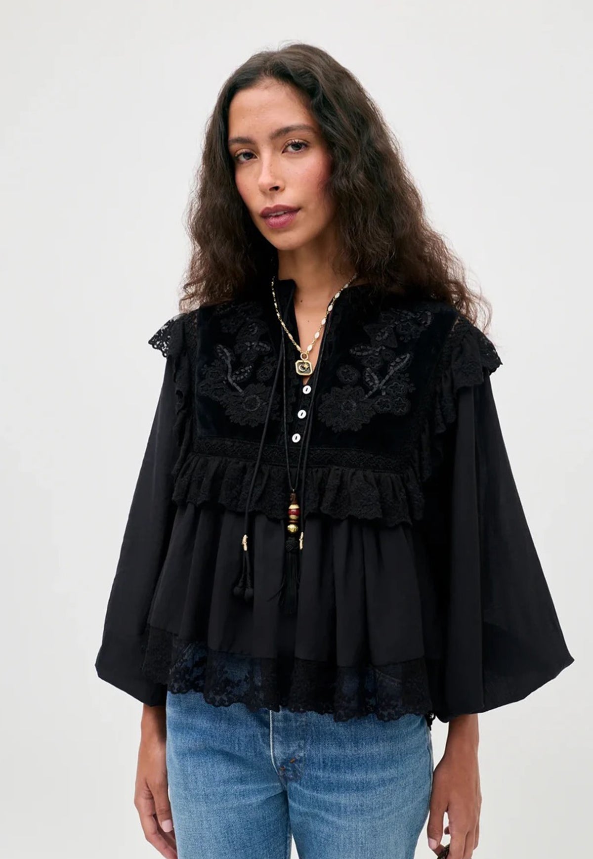 Diann Top - Lily Embroidery Black