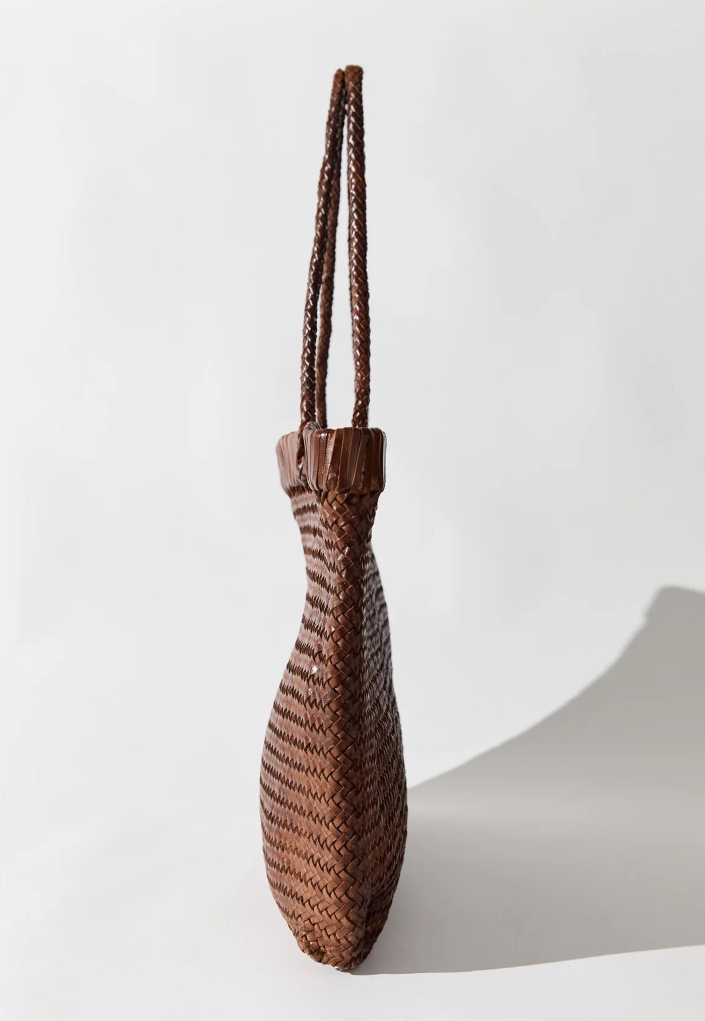Wide Bagu Woven Tote - Chestnut