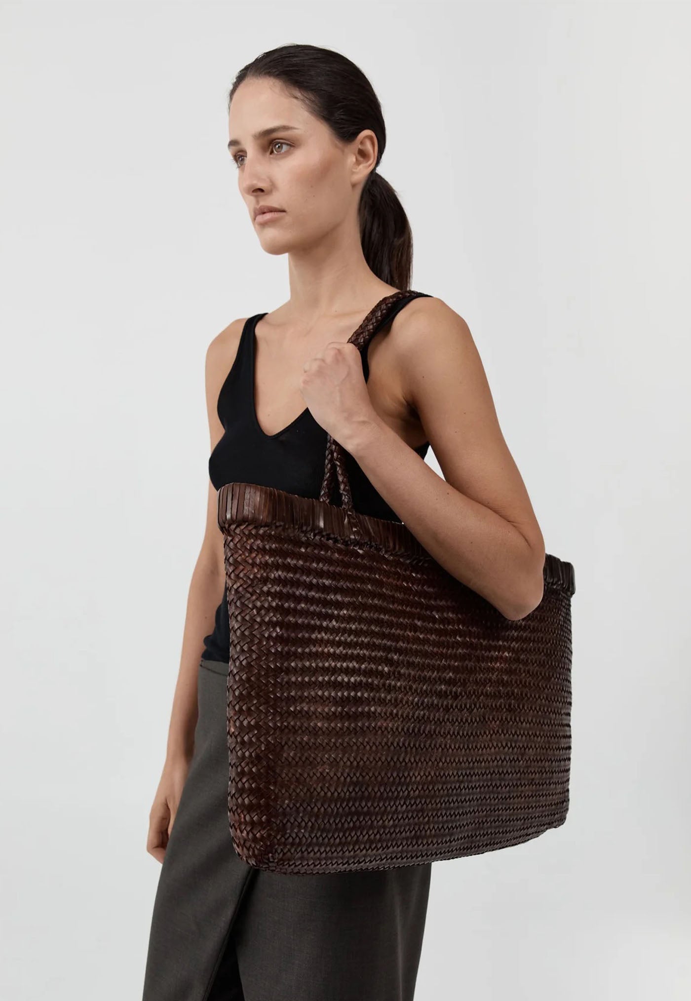 Wide Bagu Woven Tote - Chocolate