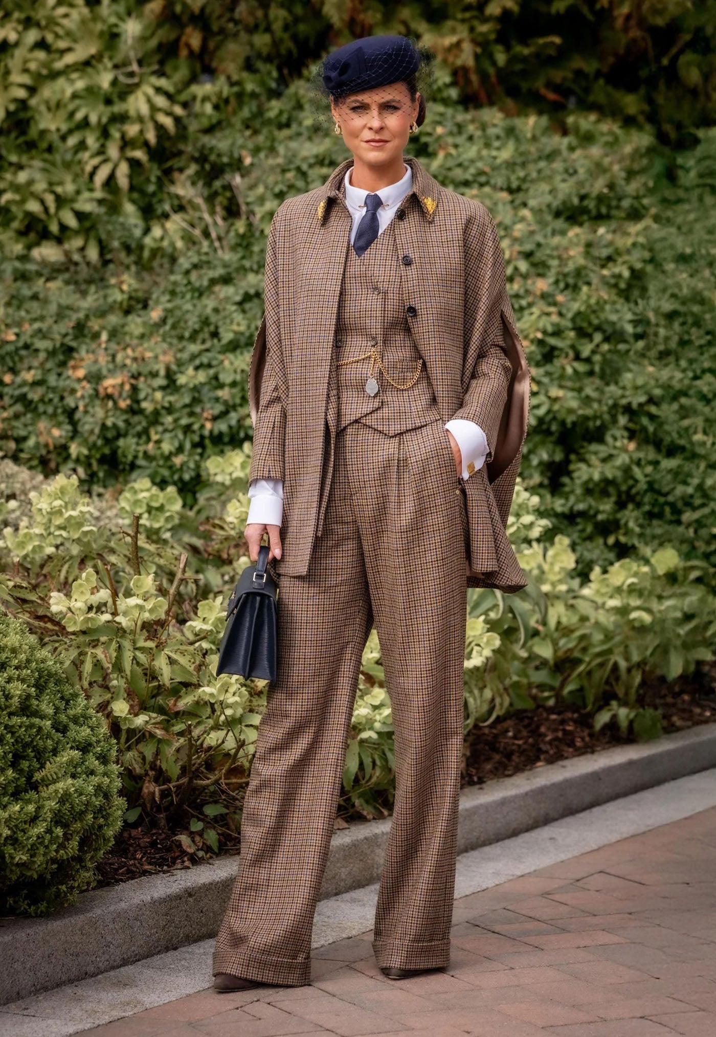 Knightsbridge Cape - Abbot Check Tweed