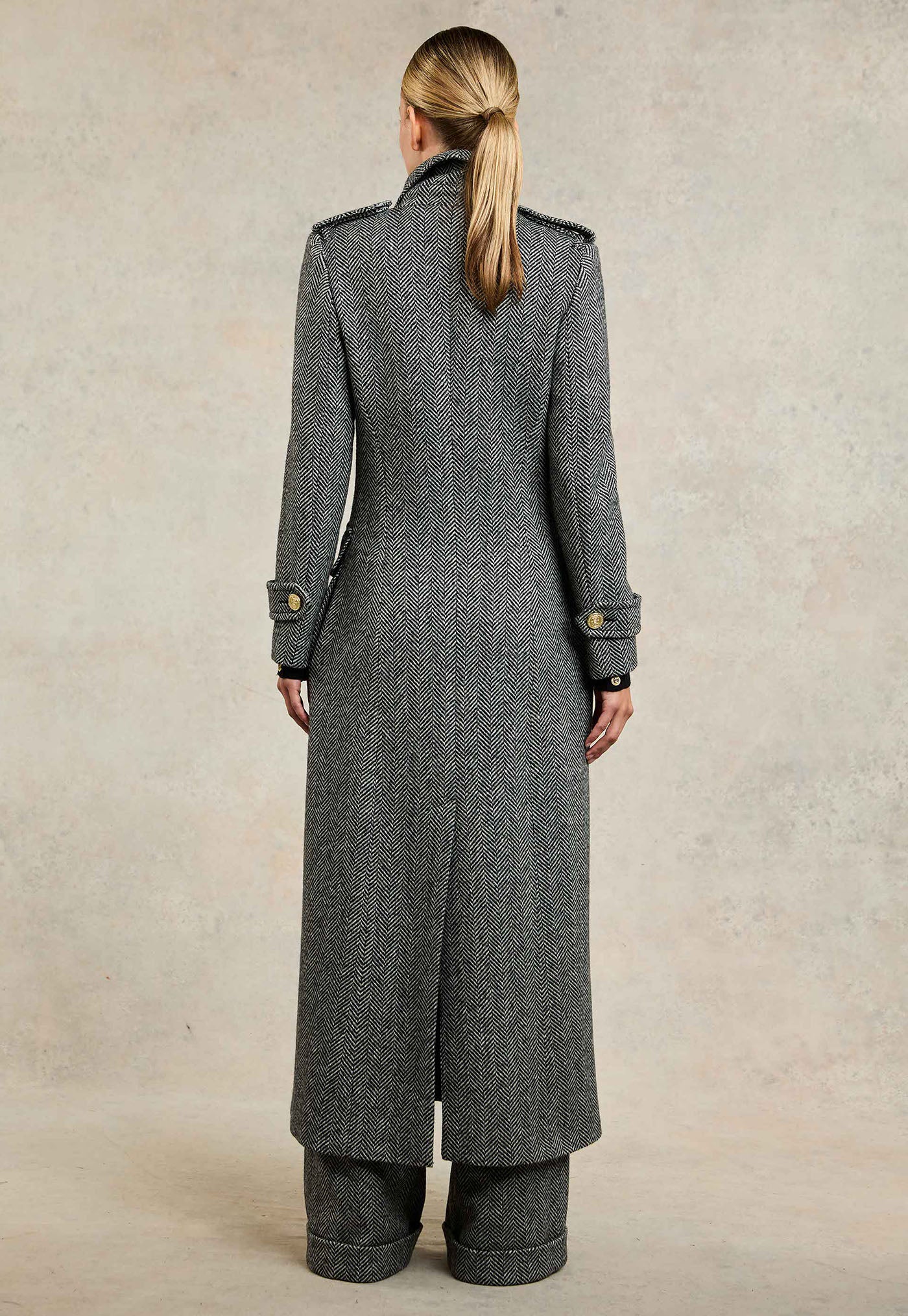 The Great Coat - Wide Tooth Black Herringbone