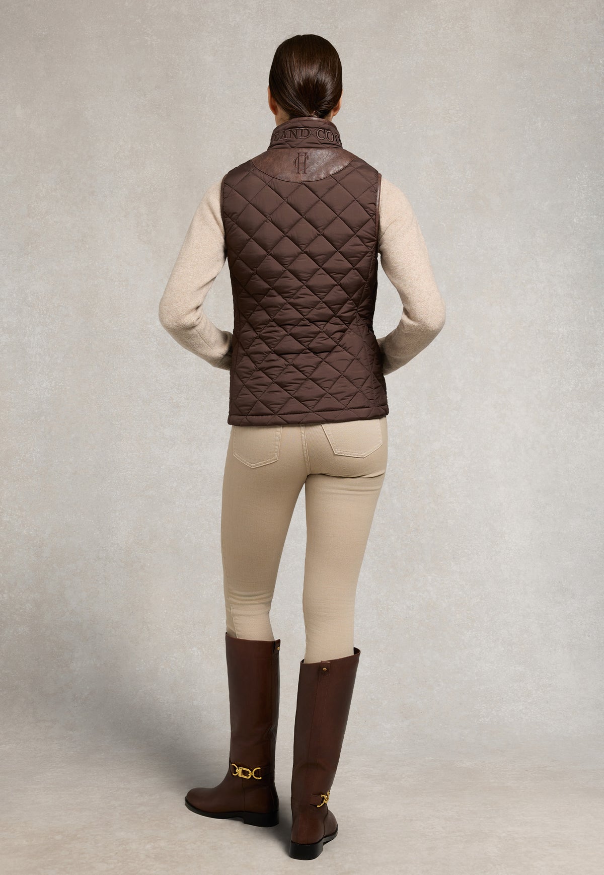 Lightweight Country Gilet - Chocolate